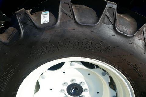 New Holland T5.90S Powershuttle