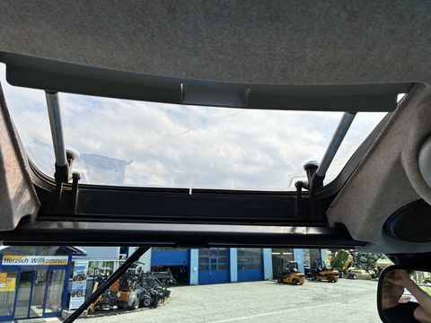 New Holland TS115