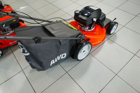 Husqvarna LC 353 AWD