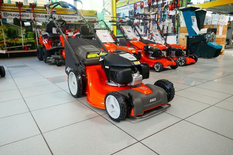 Husqvarna LC 353 AWD