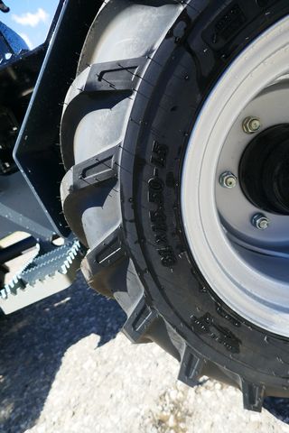 Giant G 2300 HD
