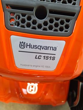 Husqvarna LC 151S