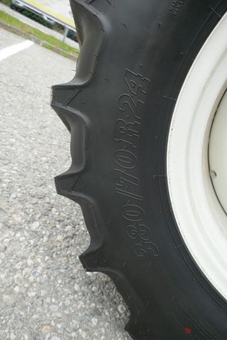 New Holland T5.100 Utility Dual Command