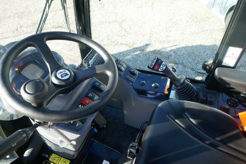 Giant G 2700 Tele HD+