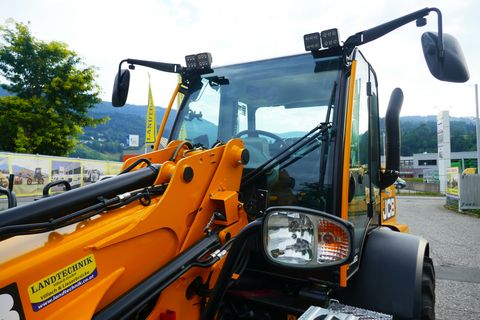 JCB TM 320