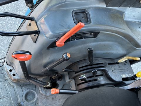 New Holland TL80 (4WD)