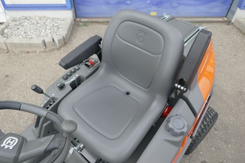 Husqvarna R 420TsX AWD