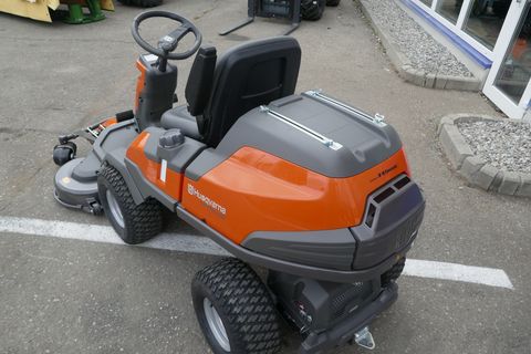 Husqvarna R 420TsX AWD