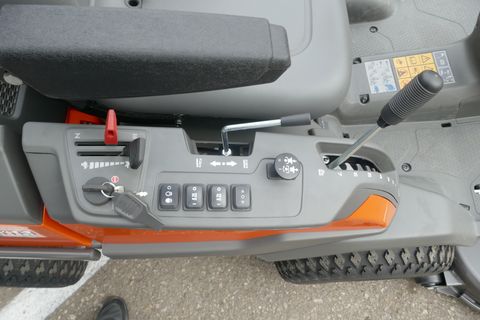 Husqvarna R 420TsX AWD