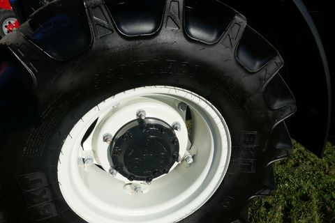 New Holland T5.90S