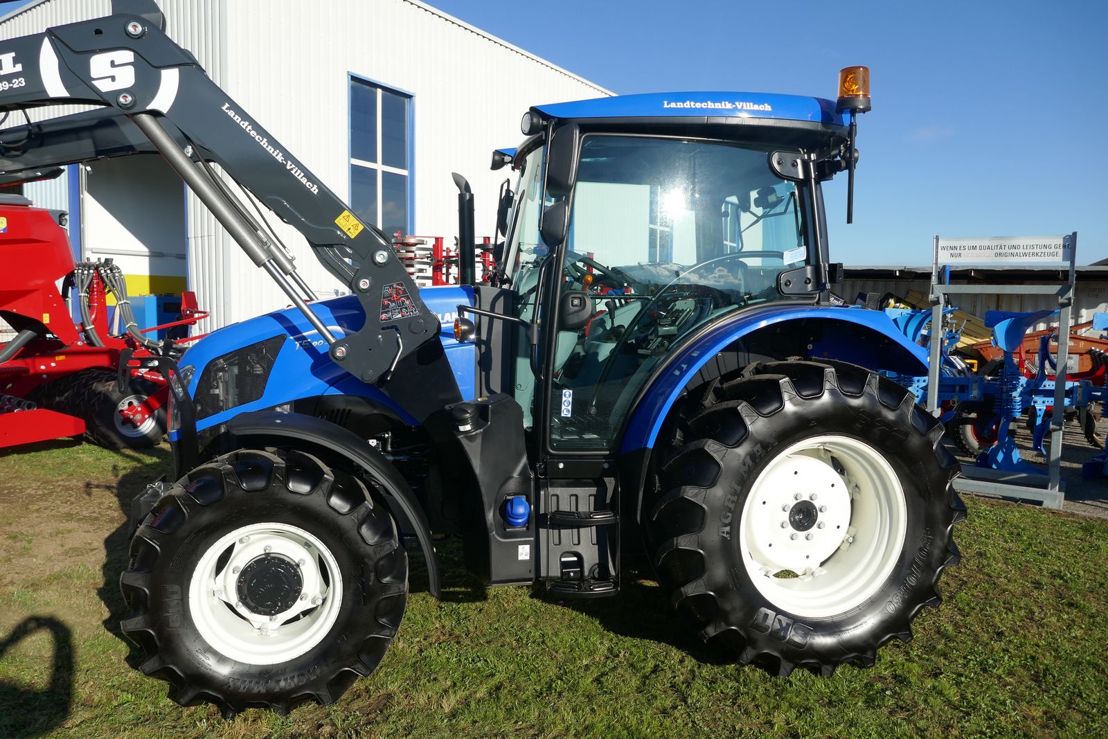 New Holland T5.90S 3