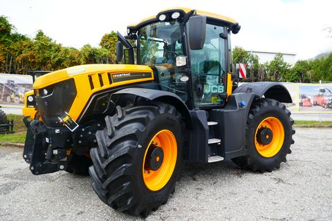 <strong>JCB 4220</strong><br />