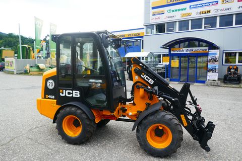 JCB 403 Agri 