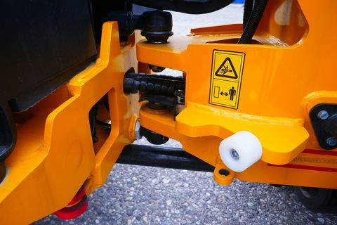 JCB 403 Agri 