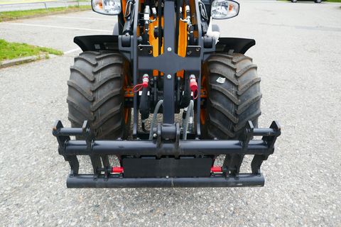 JCB 403 Agri 