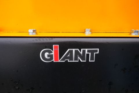 Giant Erdschaufel 150