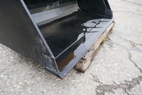 Giant Erdschaufel 150