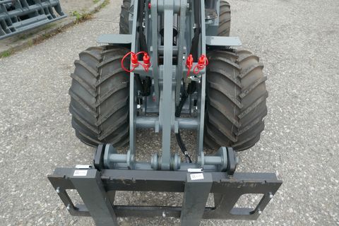 Giant G 2300 HD