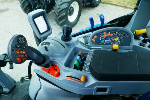 New Holland T5.110 DC (Stage V)