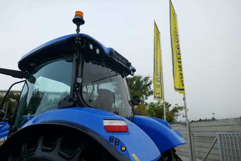 New Holland T6.180 Auto Command SideWinder II (Stage V) 