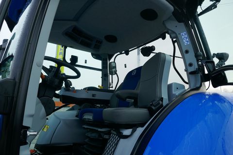 New Holland T6.180 Auto Command SideWinder II (Stage V) 