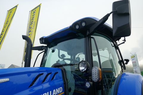 New Holland T6.180 Auto Command SideWinder II (Stage V) 