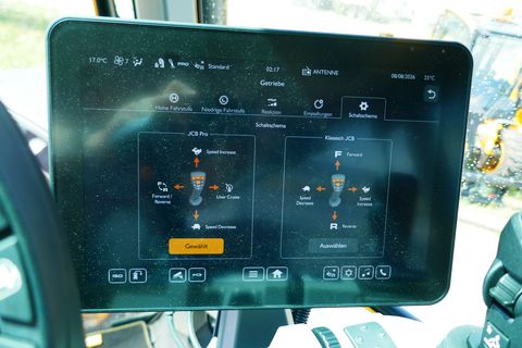 JCB Fastrac 4220 iCON