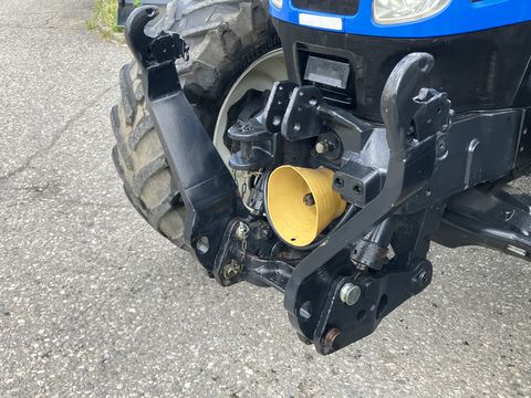 New Holland T6020 Delta