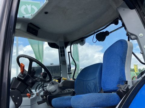 New Holland T6020 Delta