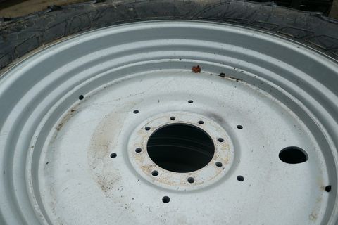 Mitas 540/65R38 & 440/65R28