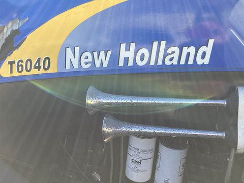 New Holland T6040 Elite