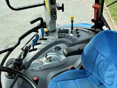 New Holland T4.85