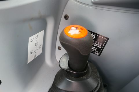 New Holland T5.90 Utility Dual Command
