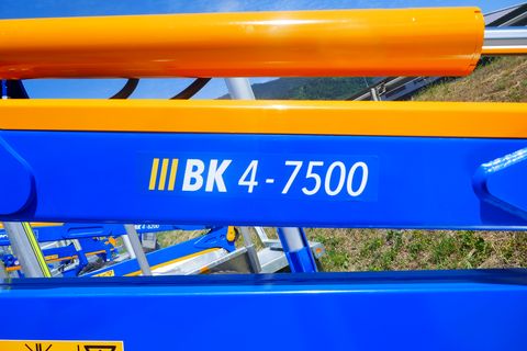 3600-426c0d18bac85575b7fef7b4ade002c8-5881180