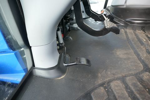 New Holland T6.160 Dynamic Command SideWinder II (Stage V)