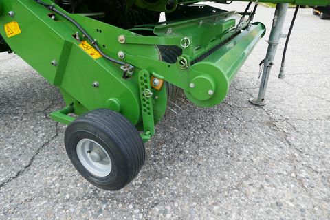 Krone Comprima F 125 XC 