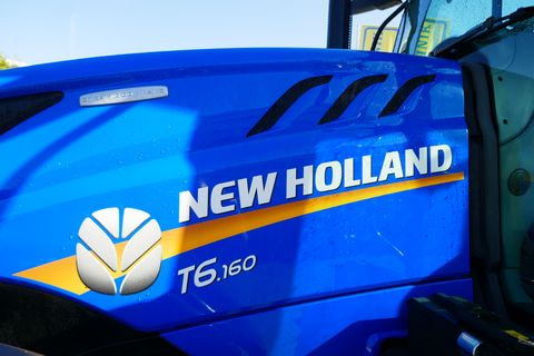 New Holland T6.160 Dynamic Command SideWinder II (Stage V)