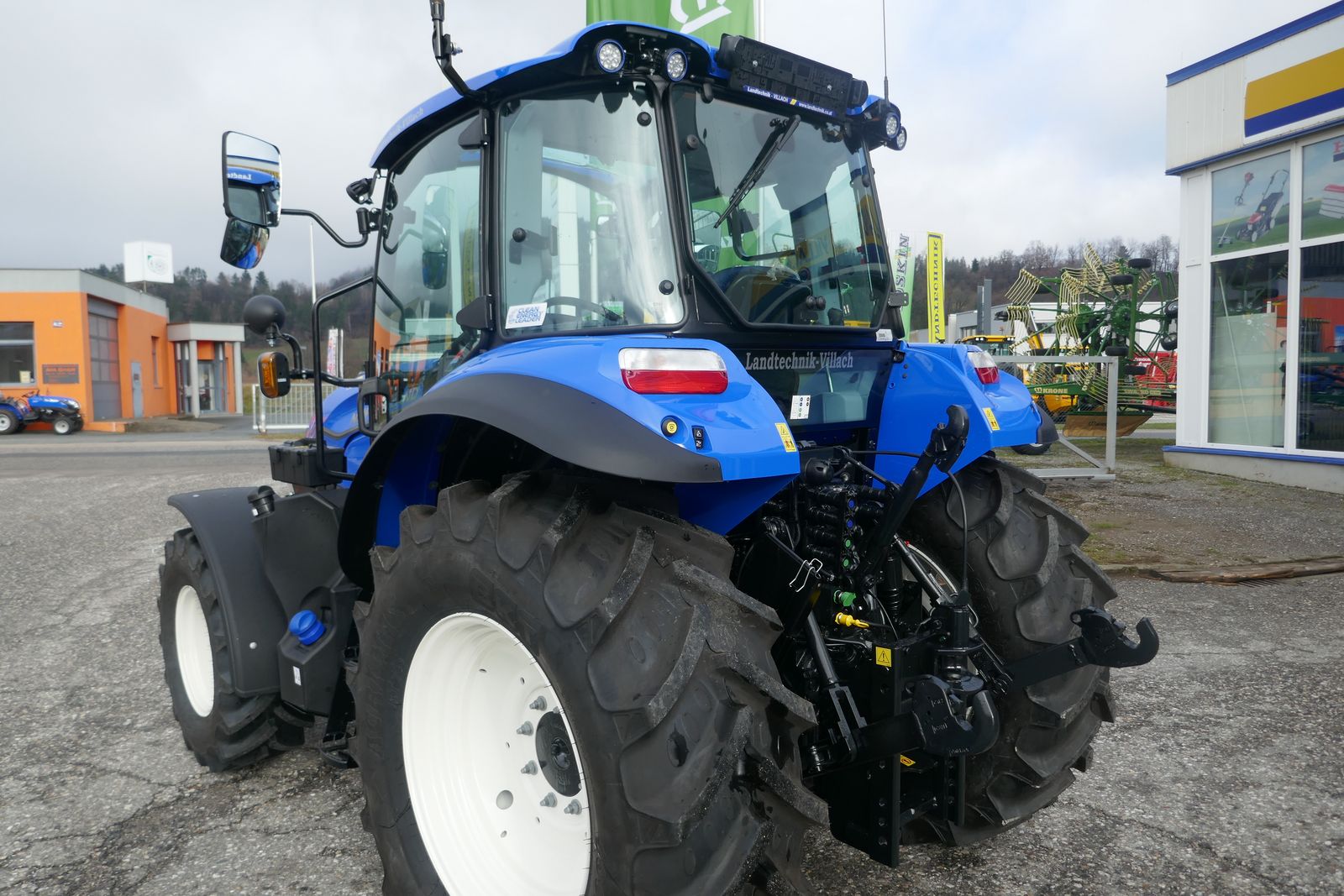 New Holland T5.90 Dual Command   3