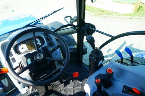 New Holland T5.90S