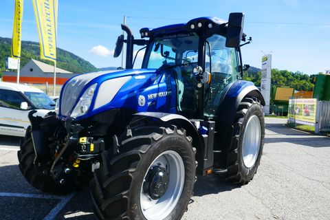 New Holland T6.145 Auto Command (Stage V)