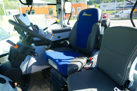 New Holland T6.145 Auto Command (Stage V)