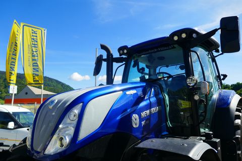 New Holland T6.145 Auto Command (Stage V)
