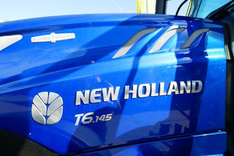 New Holland T6.145 Auto Command (Stage V)