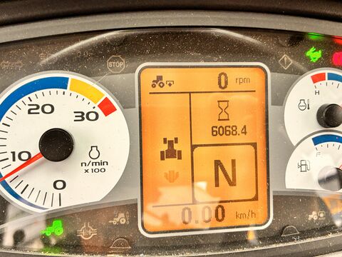 New Holland T4.95