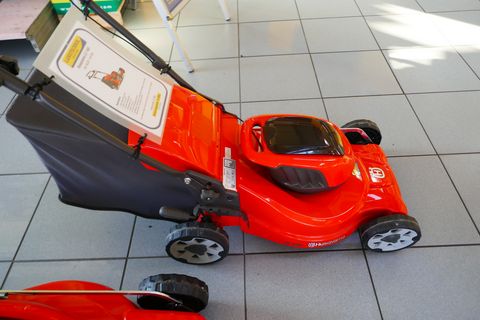 Husqvarna LC 142iS Akku Set