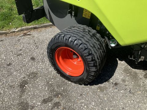 Claas ROLLANT 520 RC