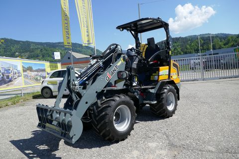 Giant G 2700E HD