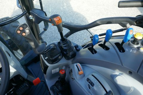 New Holland T5.90 Dual Command  