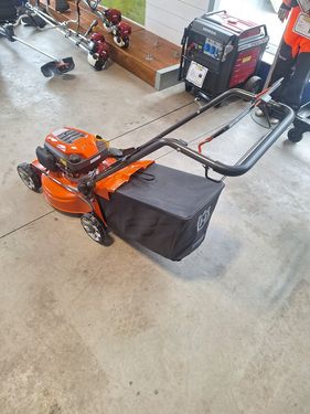 Husqvarna LC 151S