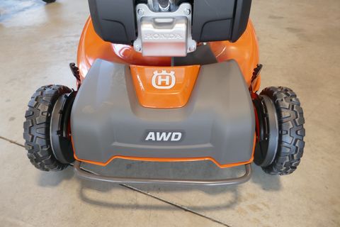 Husqvarna LC 353 AWD
